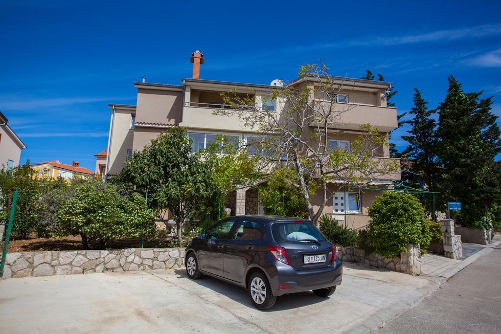 Apartman Petra Cres Exterior foto